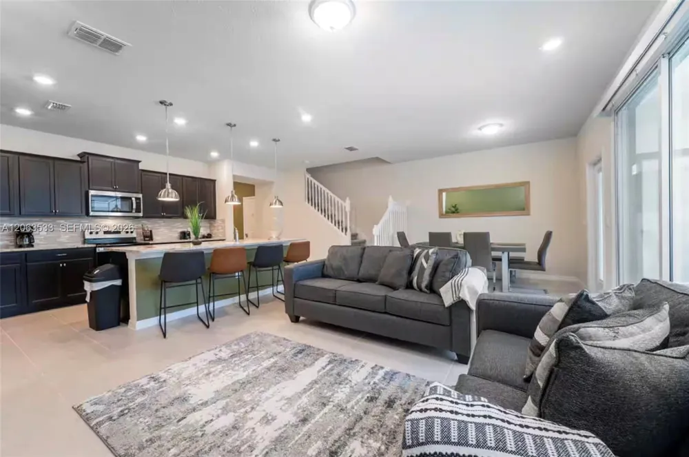 4298 Lana Ave Davenport, FL 33897