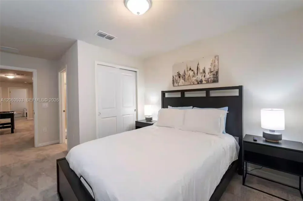 4298 Lana Ave Davenport, FL 33897