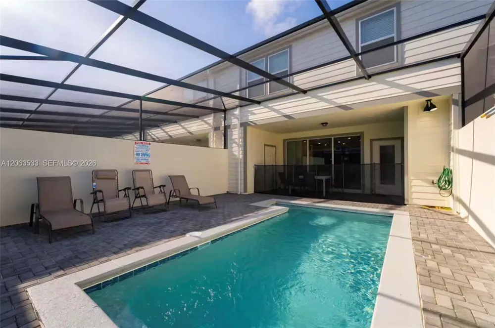 4298 Lana Ave Davenport, FL 33897