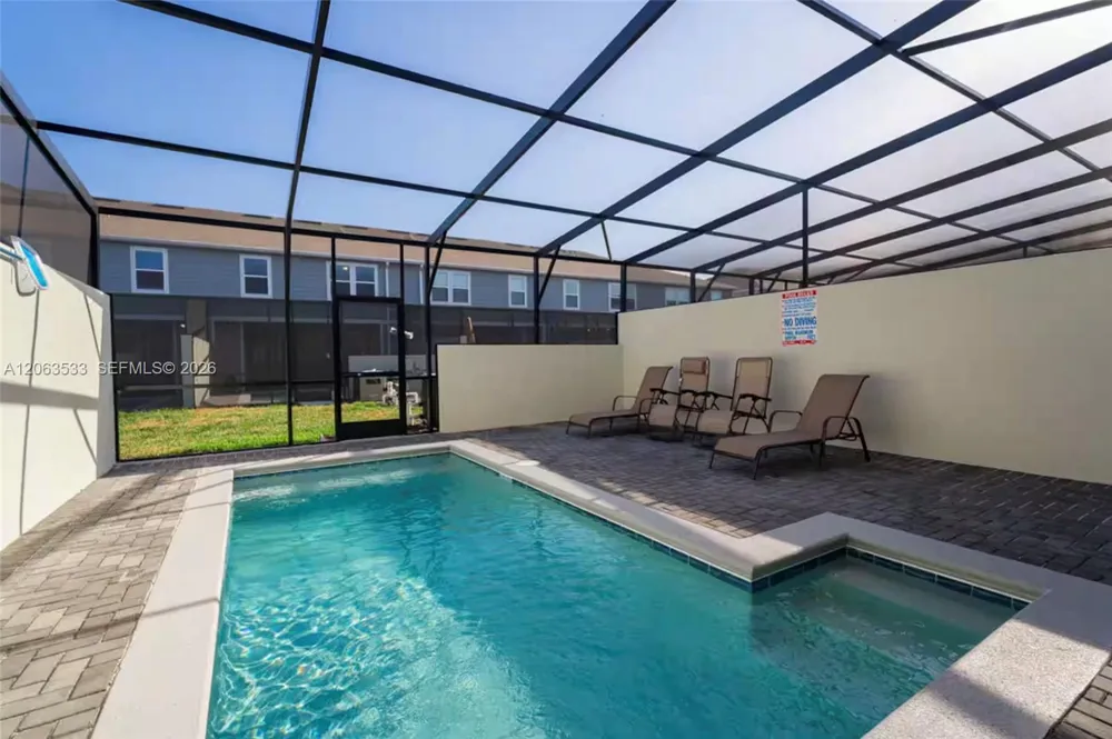 4298 Lana Ave Davenport, FL 33897