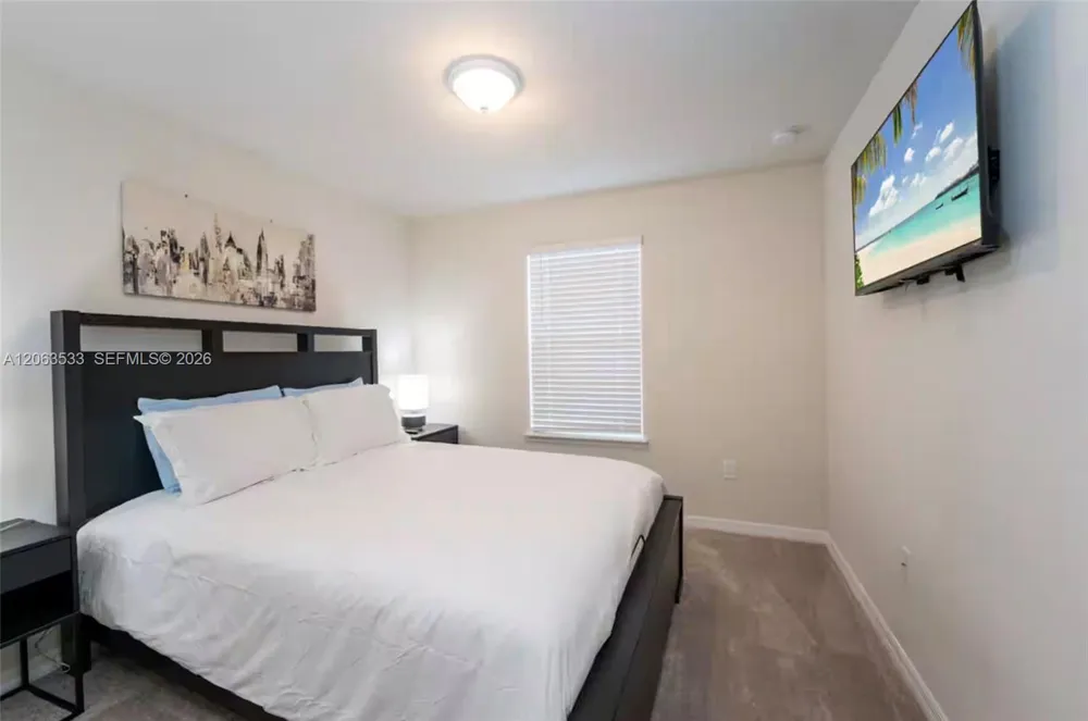 4298 Lana Ave Davenport, FL 33897