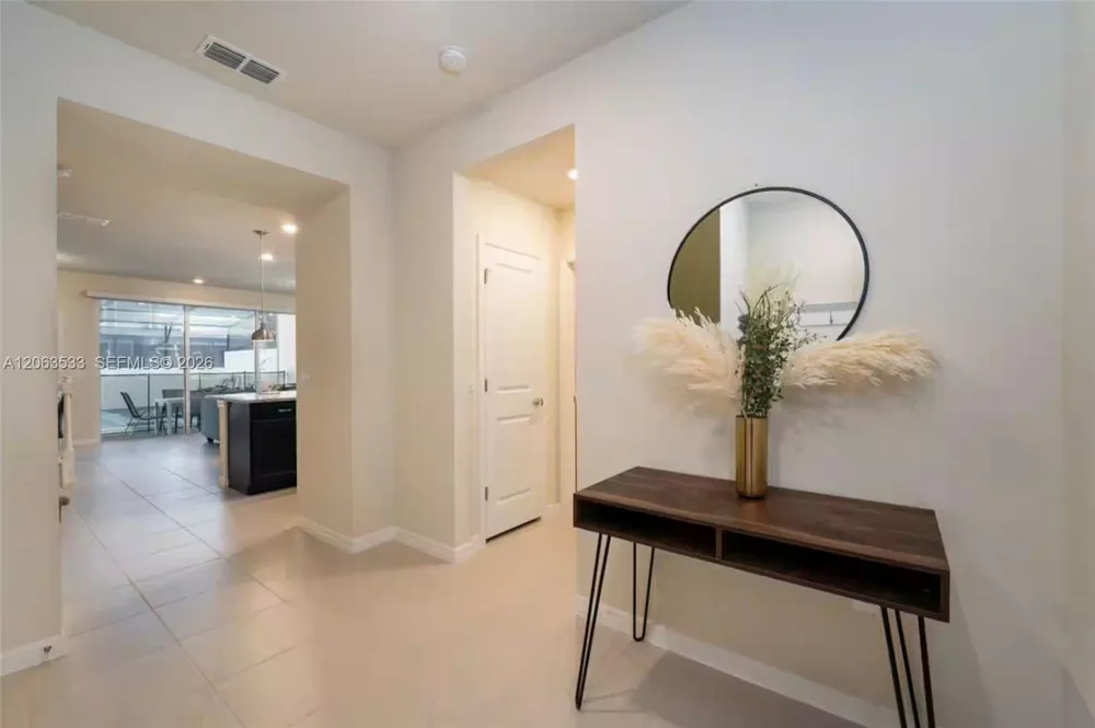 4298 Lana Ave Davenport, FL 33897
