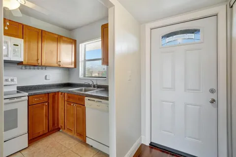 8225 Sunrise Lakes Boulevard #303