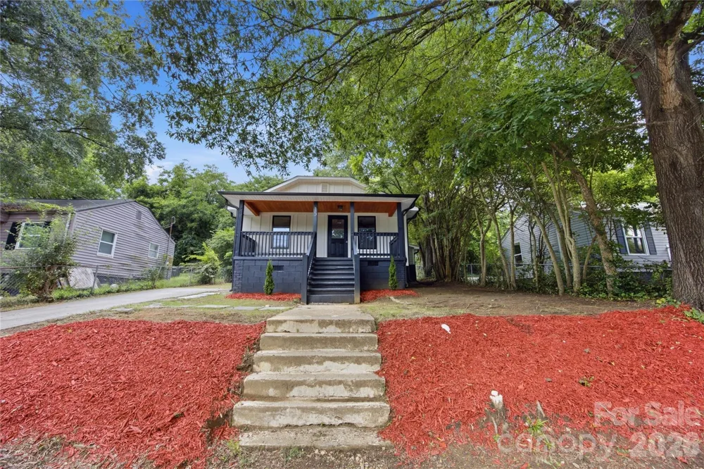 15 Meadowview Avenue Concord, NC 28027