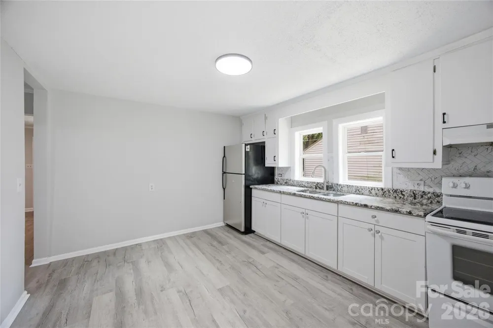 15 Meadowview Avenue Concord, NC 28027