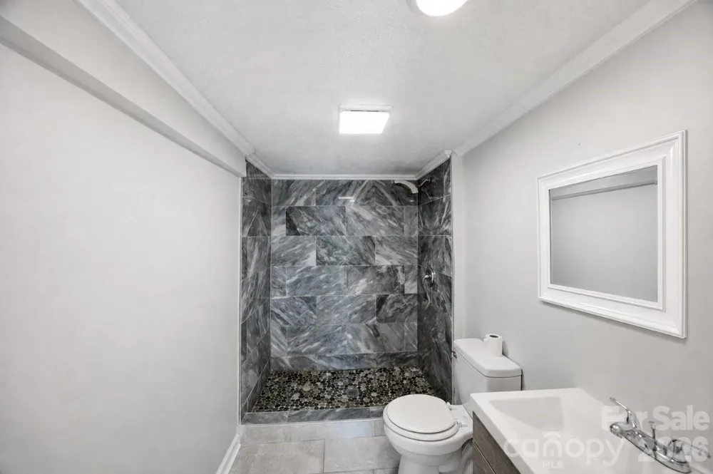 15 Meadowview Avenue Concord, NC 28027