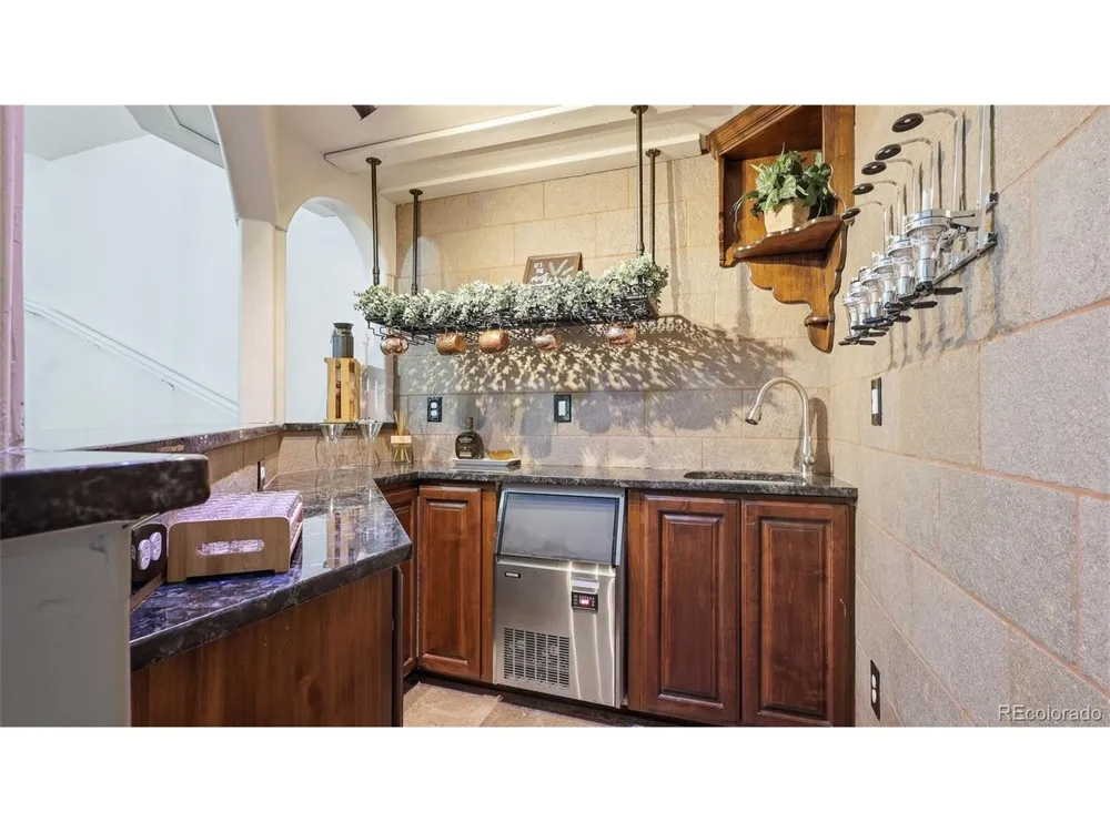33 Stagecoach Lane Fort Morgan, CO 80701