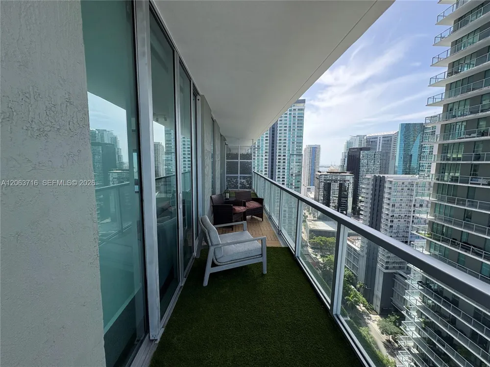 1111 SW 1st Ave #3014-N Miami, FL 33130