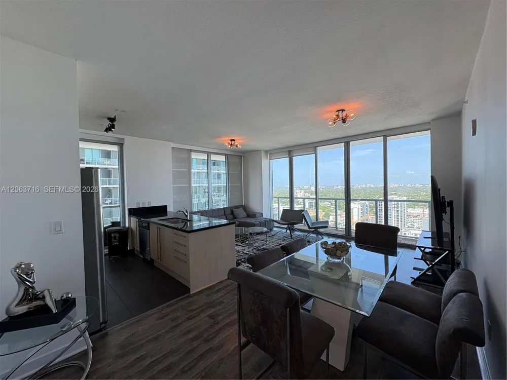 1111 SW 1st Ave #3014-N Miami, FL 33130