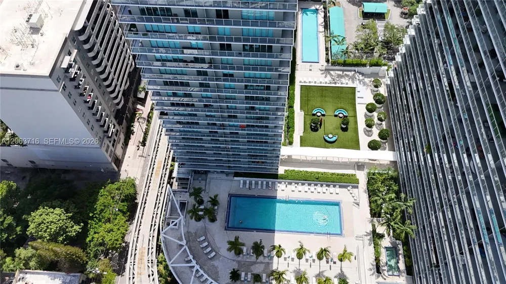 1111 SW 1st Ave #3014-N Miami, FL 33130