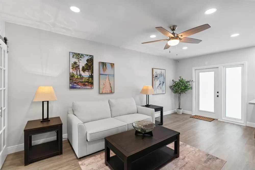 1967 S Ocean Boulevard #107 Lauderdale By The Sea, FL 33062