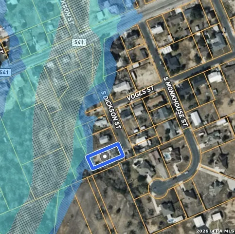 208 S Dickson Poth, TX 78147