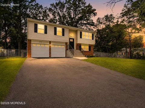 60 Woodland Road