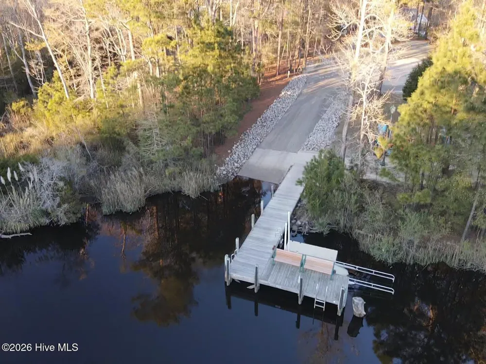 735 Cedarhurst Drive SE Bolivia, NC 28422