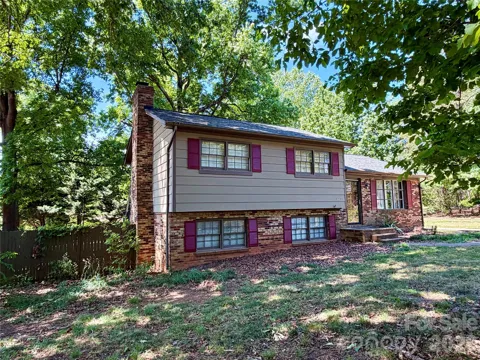 127 Sequoia Drive