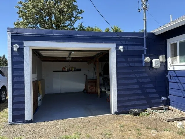 535 11th Elma, WA 98541