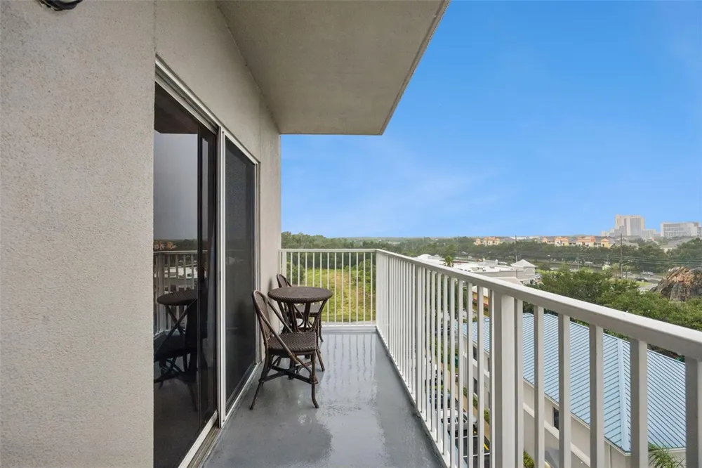 13415 BLUE HERON BEACH DRIVE #610 Orlando, FL 32821