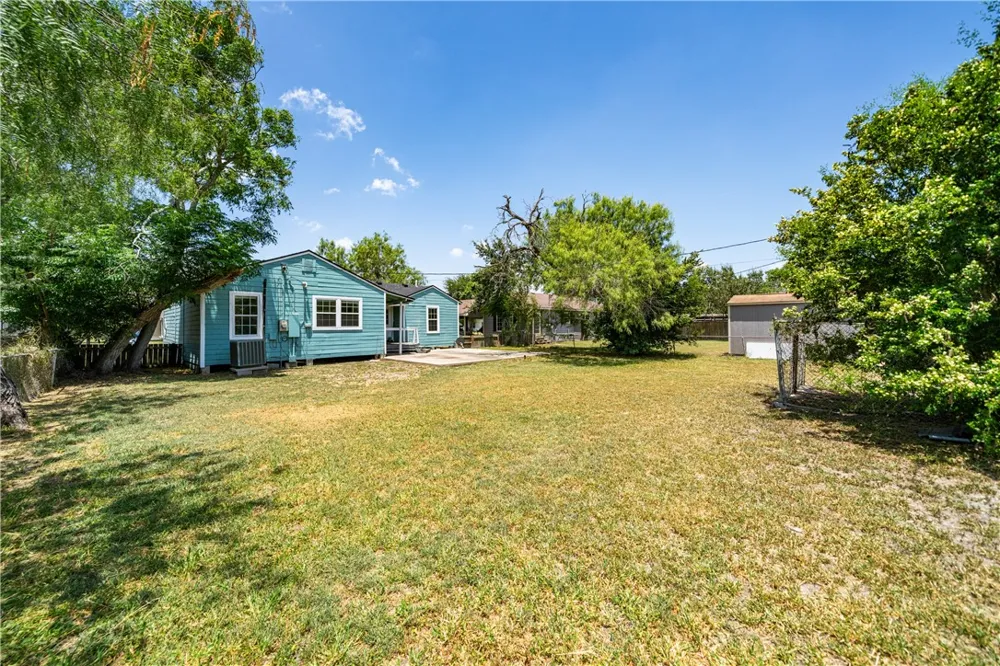 809 E Shelton Street Kingsville, TX 78363