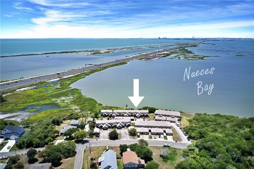 1001 Bayview M Boulevard #M Portland, TX 78374