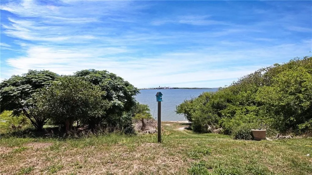1001 Bayview M Boulevard #M Portland, TX 78374