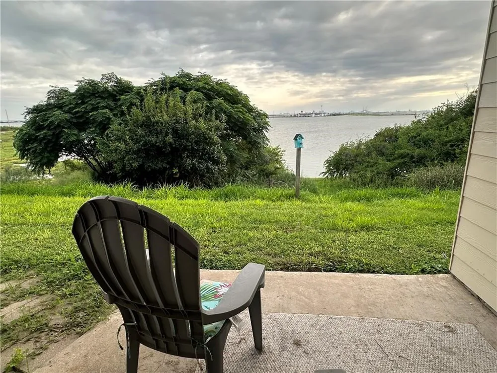 1001 Bayview M Boulevard #M Portland, TX 78374