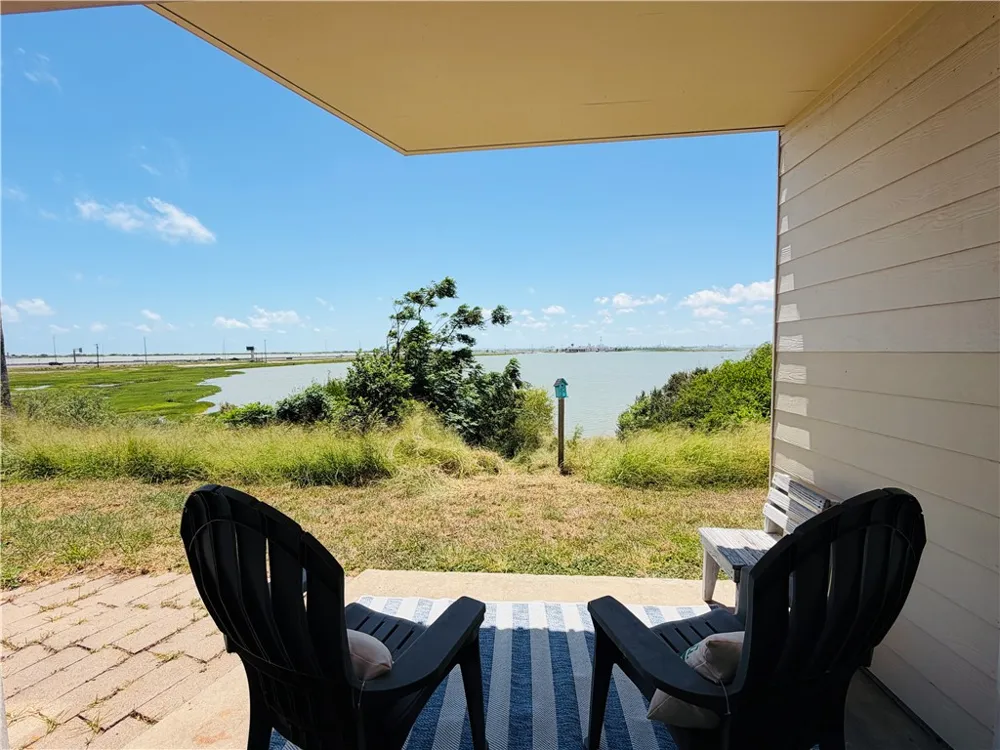 1001 Bayview M Boulevard #M Portland, TX 78374
