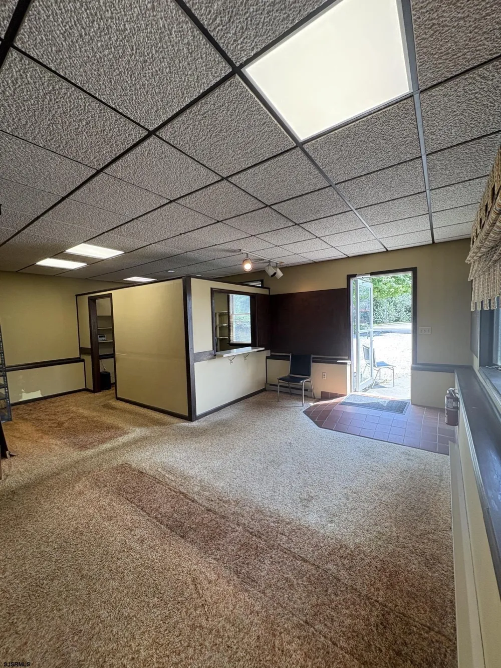 3 Ocean View Dr Ocean View, NJ 08230