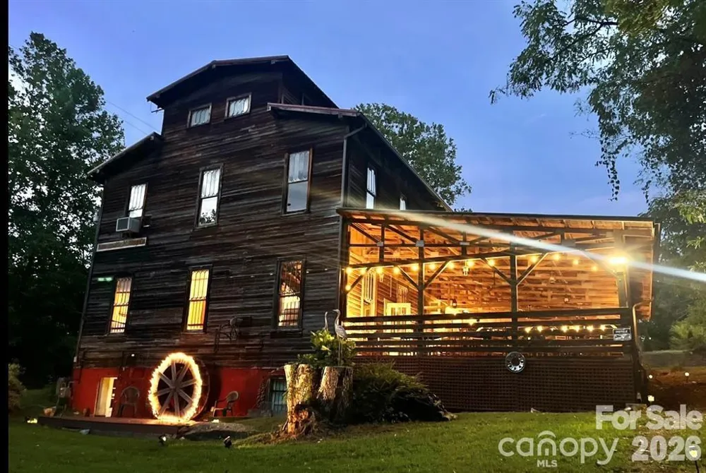 1 Old Mill Lane Weaverville, NC 28787
