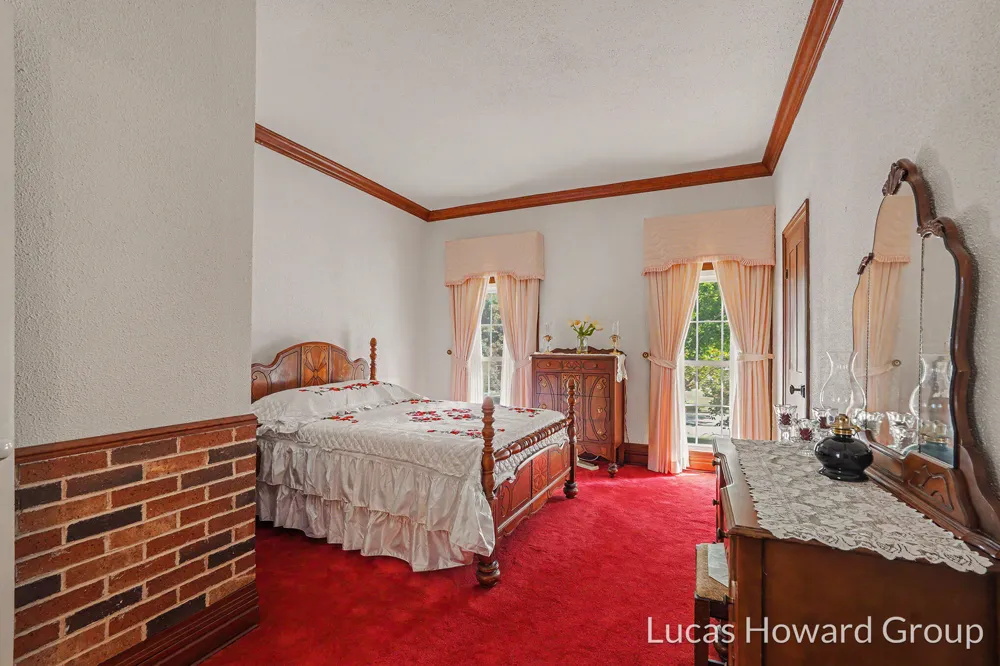 314 S Sherwood Avenue Plainwell, MI 49080