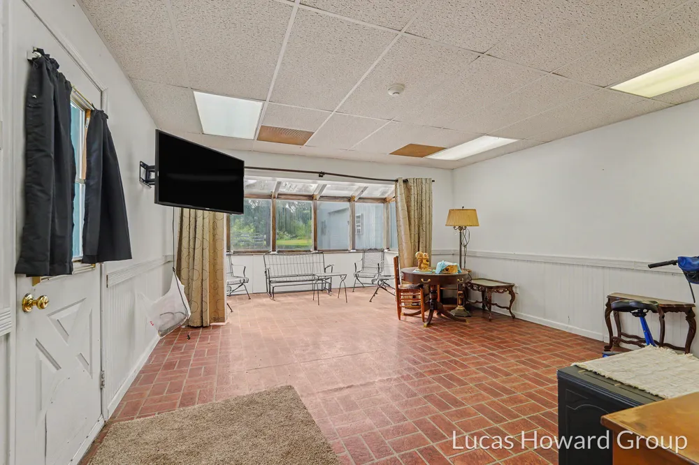 314 S Sherwood Avenue Plainwell, MI 49080