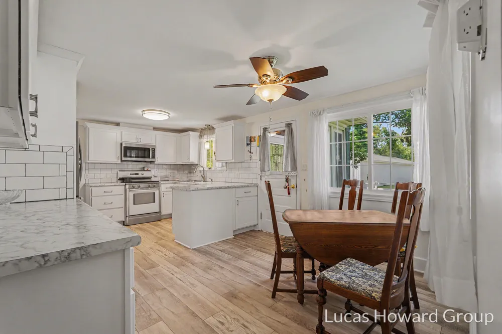 314 S Sherwood Avenue Plainwell, MI 49080