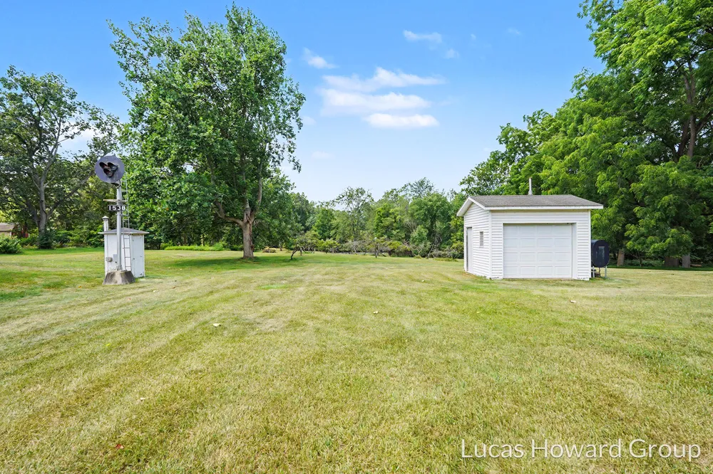 314 S Sherwood Avenue Plainwell, MI 49080