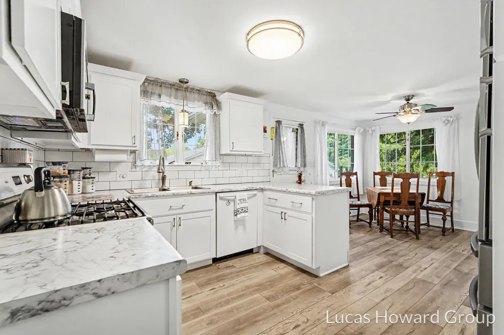 314 S Sherwood Avenue Plainwell, MI 49080