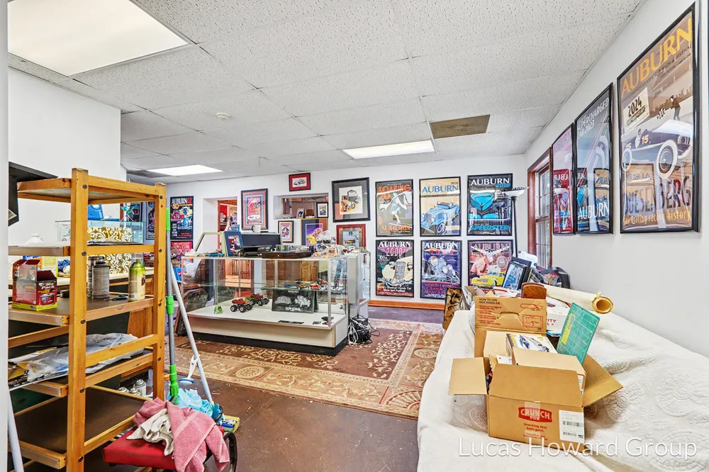 314 S Sherwood Avenue Plainwell, MI 49080