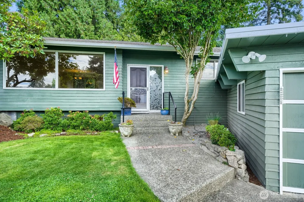 28605 51st Place S Auburn, WA 98001