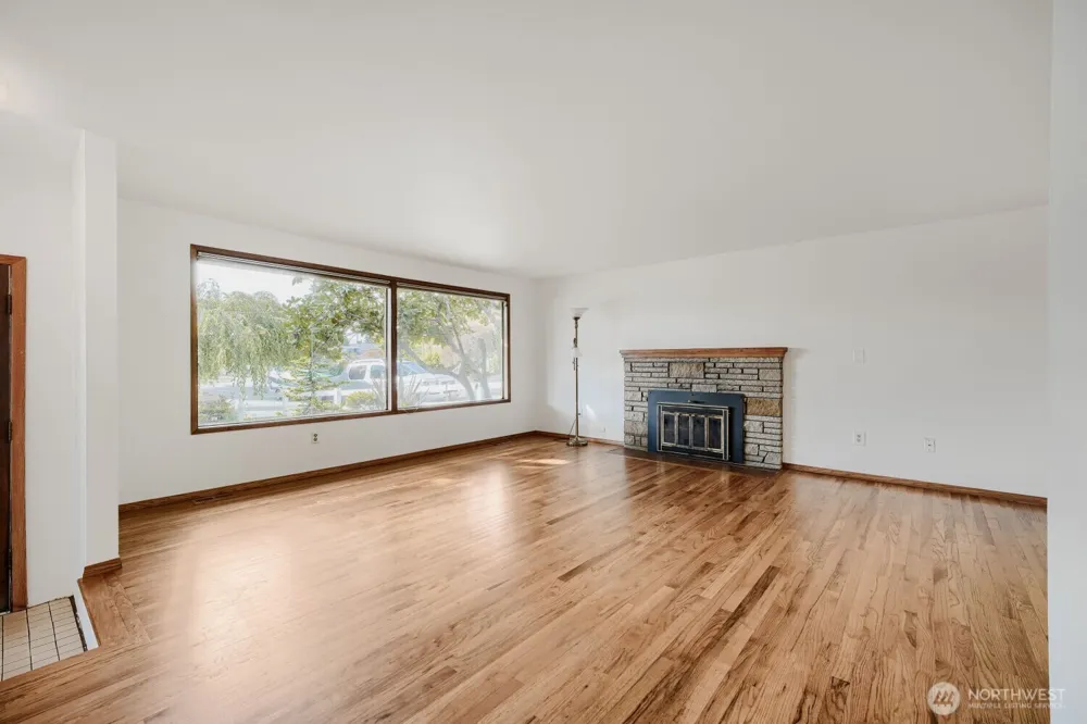 28605 51st Place S Auburn, WA 98001