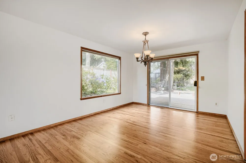 28605 51st Place S Auburn, WA 98001
