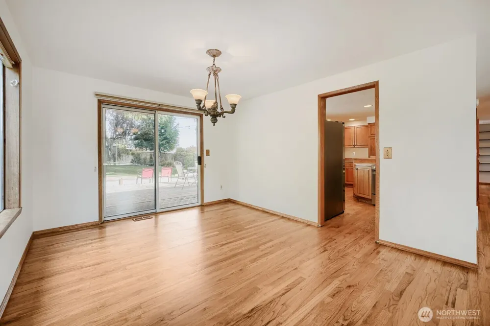 28605 51st Place S Auburn, WA 98001