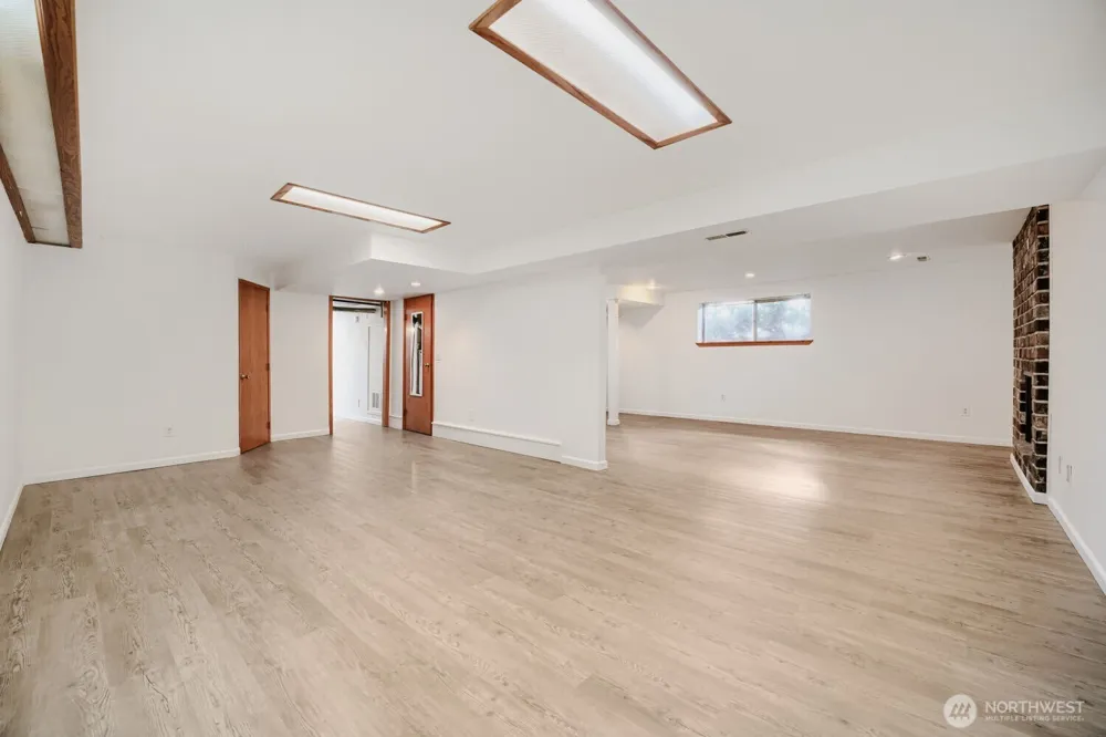 28605 51st Place S Auburn, WA 98001