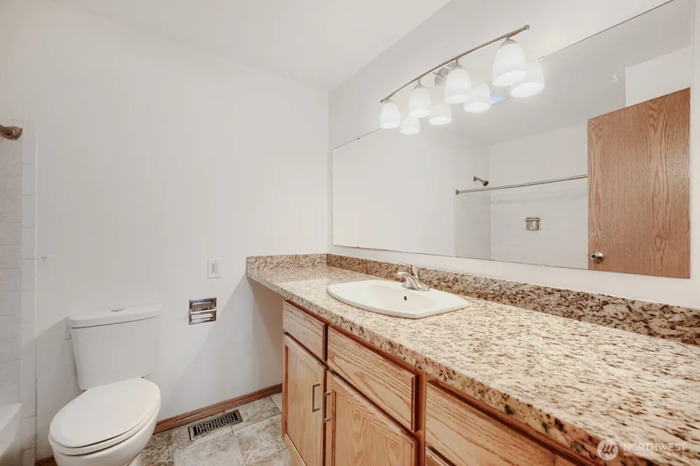 28605 51st Place S Auburn, WA 98001