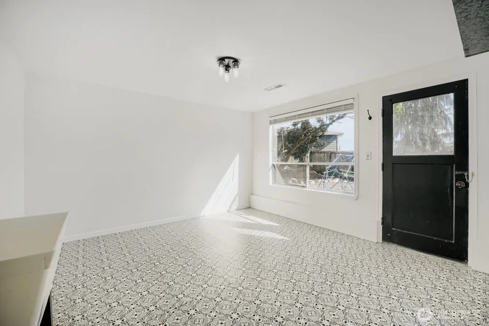28605 51st Place S Auburn, WA 98001