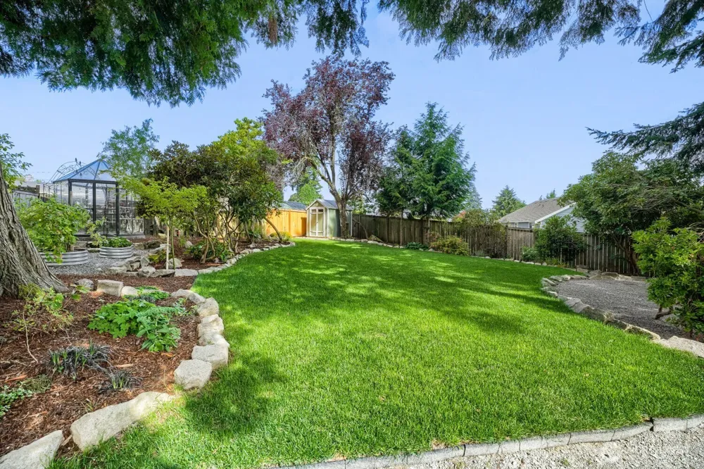 28605 51st Place S Auburn, WA 98001