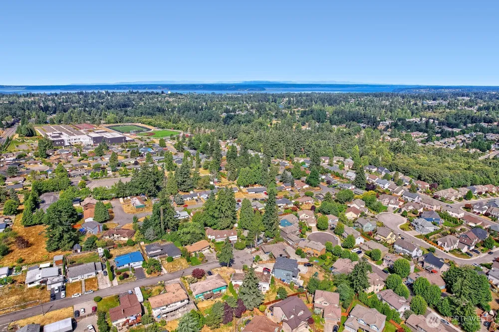 28605 51st Place S Auburn, WA 98001
