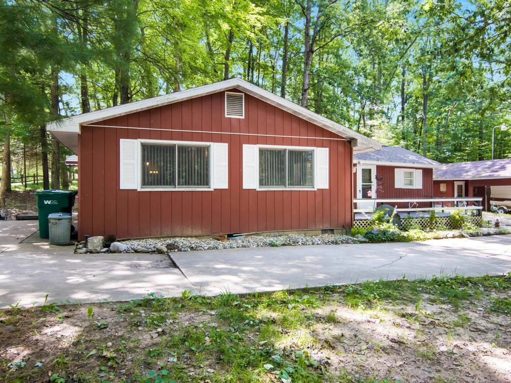4883 Poplar Drive Hayes Township, MI 48625