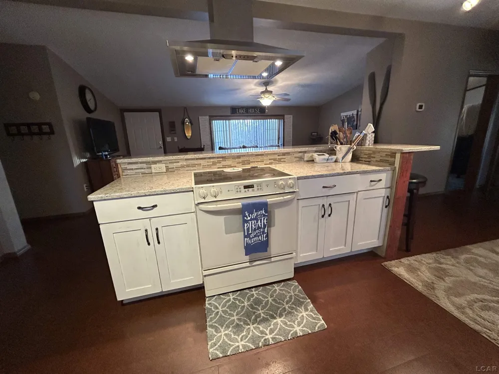 15430 Horton Beach Road Woodstock Township, MI 49253