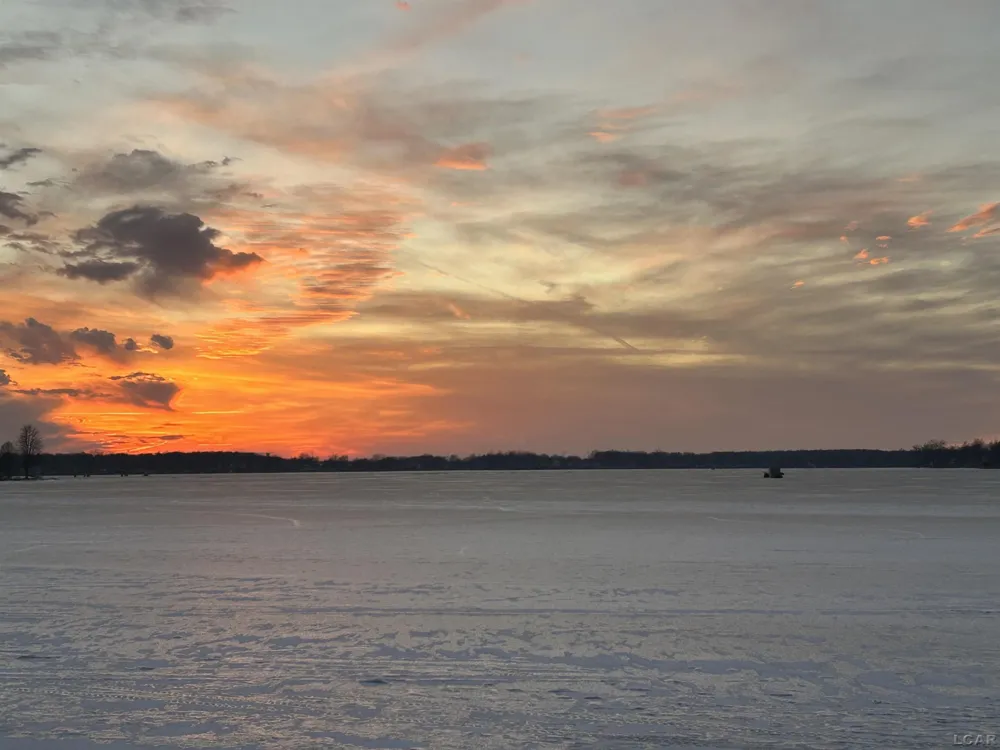 15430 Horton Beach Road Woodstock Township, MI 49253