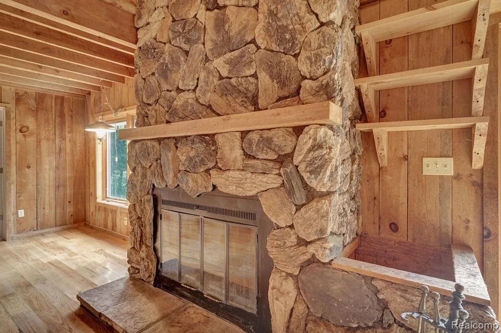 9670 S County Line Road Stronach Township, MI 49660