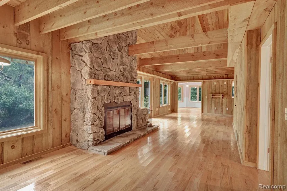 9670 S County Line Road Stronach Township, MI 49660
