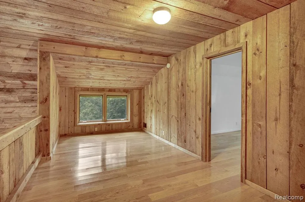 9670 S County Line Road Stronach Township, MI 49660
