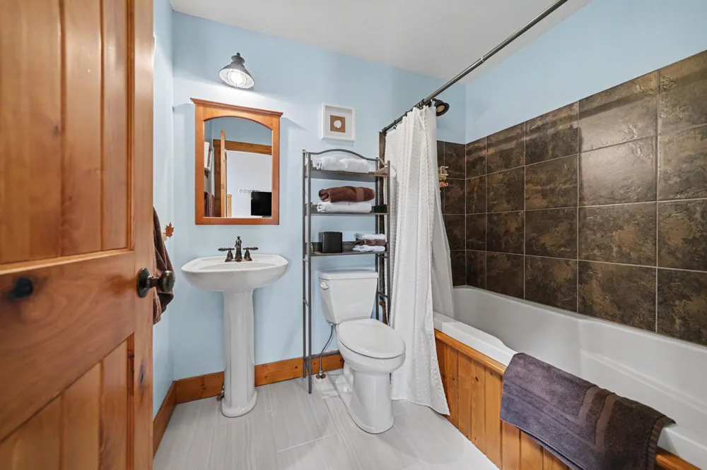 14279 Wildwood Lane Chikaming Township, MI 49115